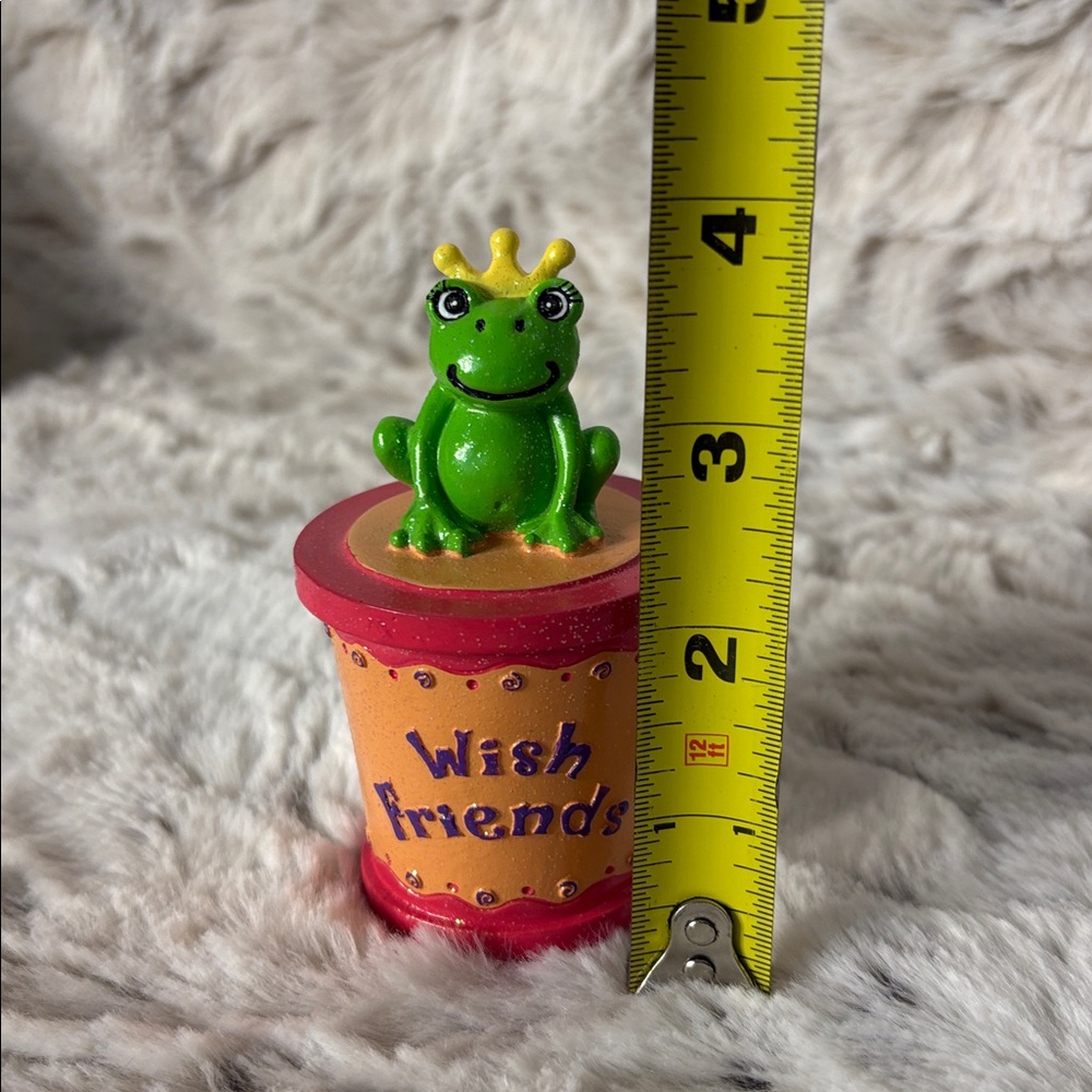 Claire's “Wish Friends” Frog Trinket Box - Picture 4 of 4